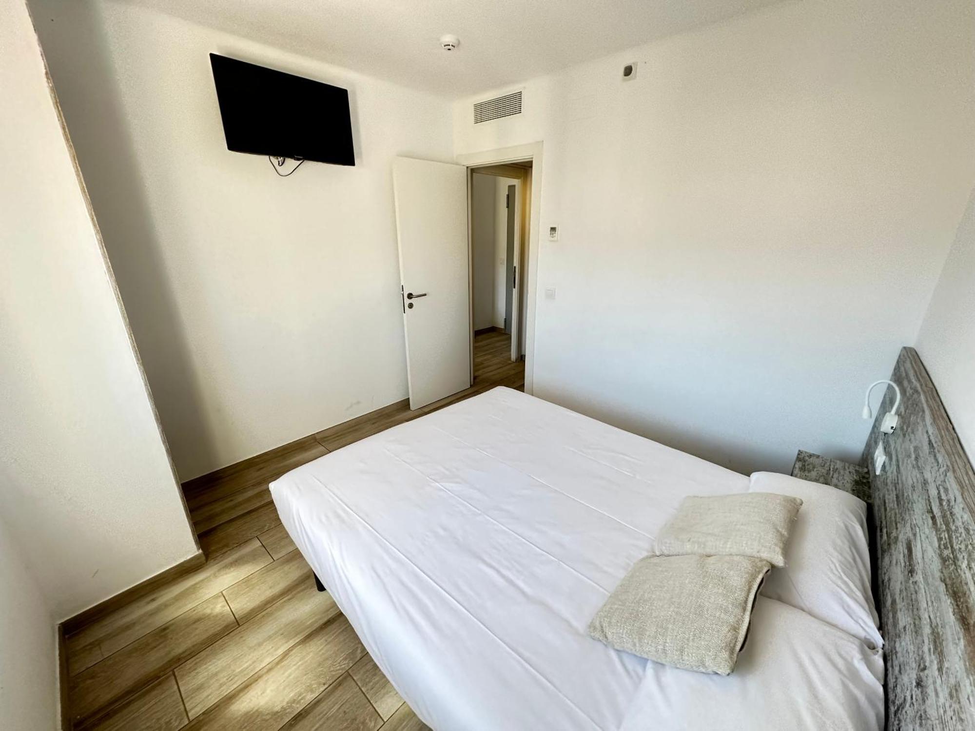 Agi Gloria Rooms 로지즈 외부 사진