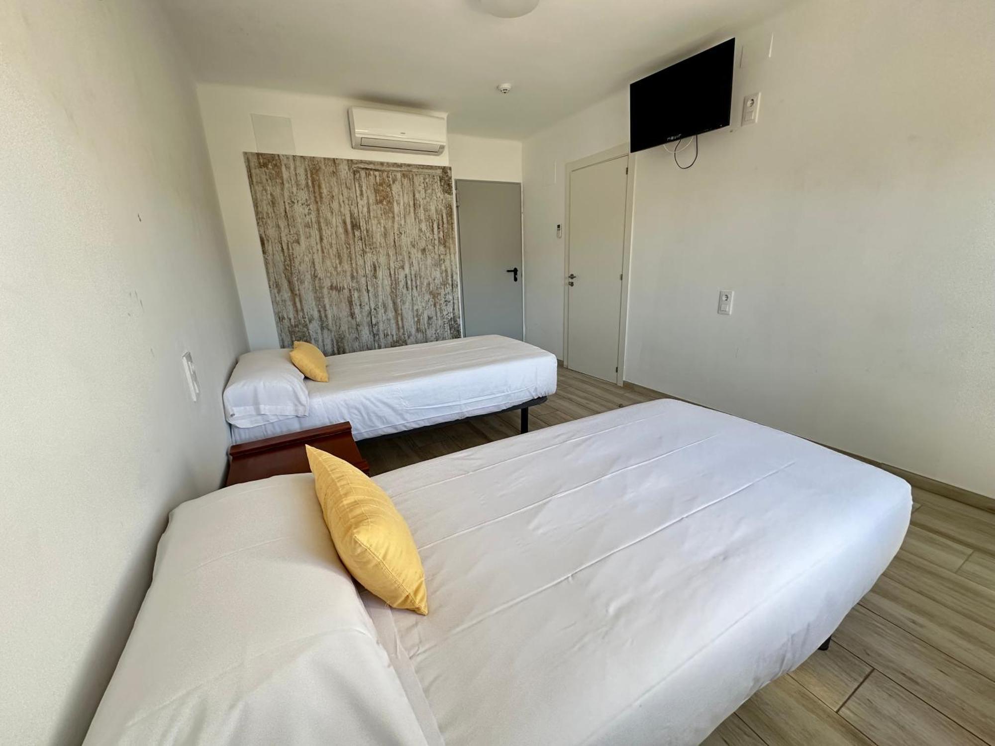 Agi Gloria Rooms 로지즈 외부 사진