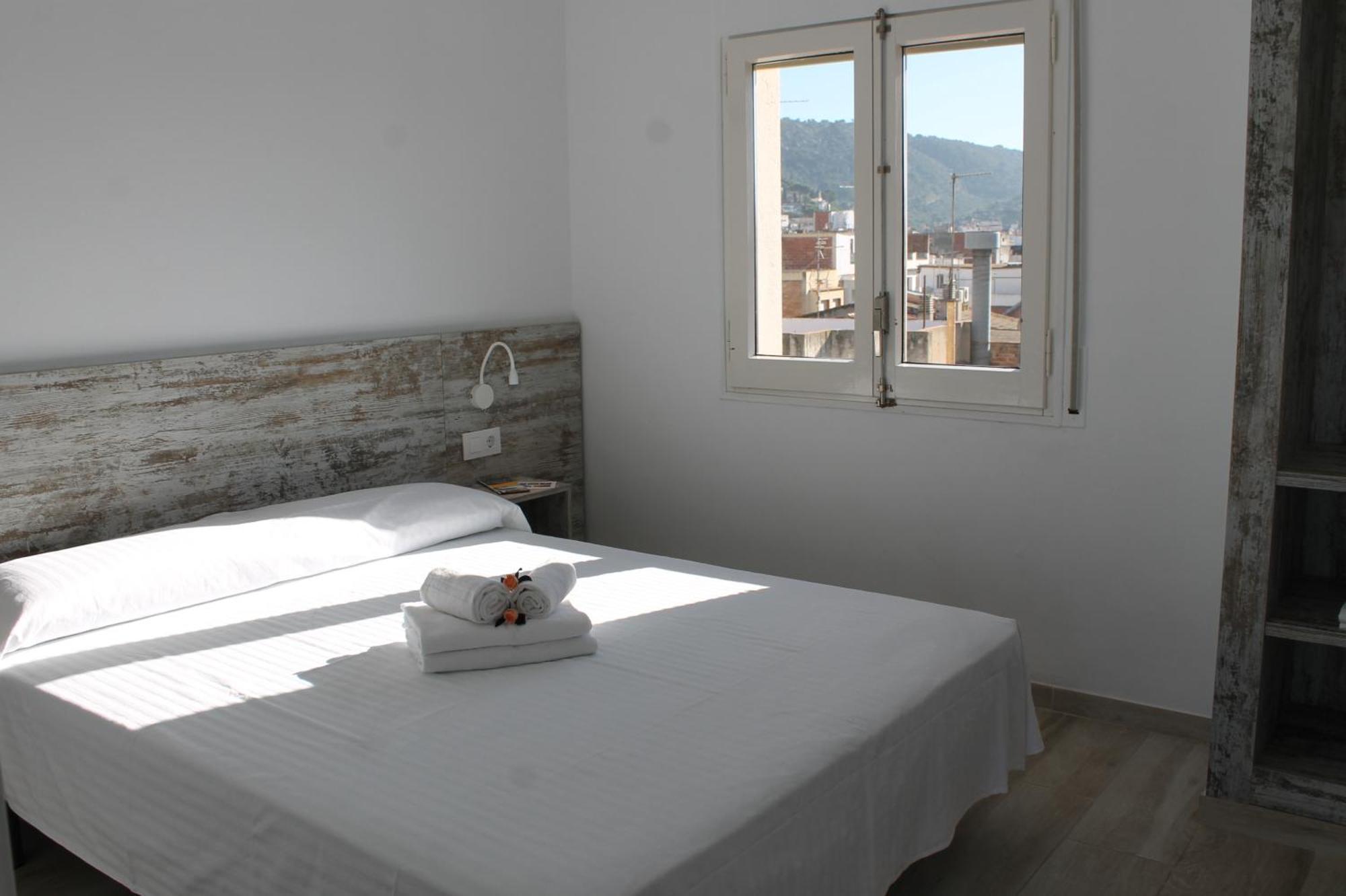Agi Gloria Rooms 로지즈 외부 사진